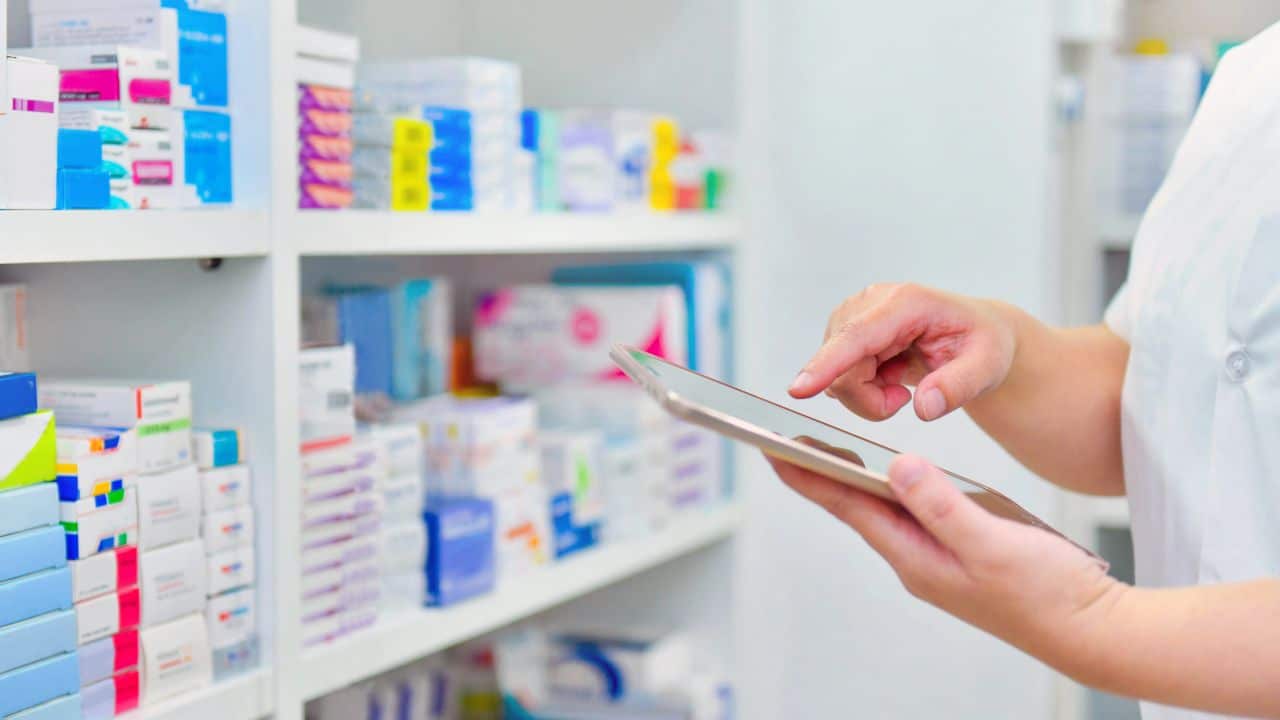 Pharmacy delivery logistics